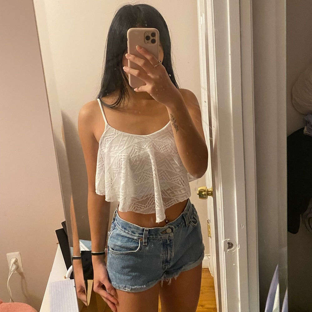 Charlotte Russe white Flowy Spring Top size Small